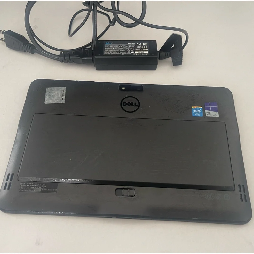 Dell latitude 10-ST2 win 8 pro tablet. Good working condition. Factory reset.